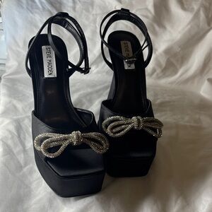 Steve Madden Darla Satin Black Heels with Rhinestone Bows 8.5